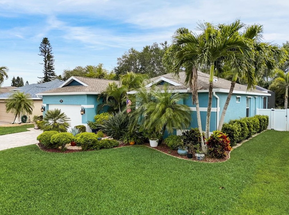 5119 44th St, Bradenton FL  34210-2972 exterior