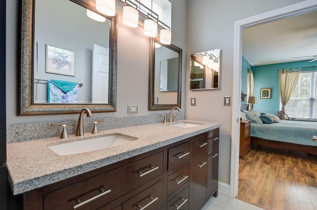 5119 44th St, Bradenton FL  34210-2972 exterior