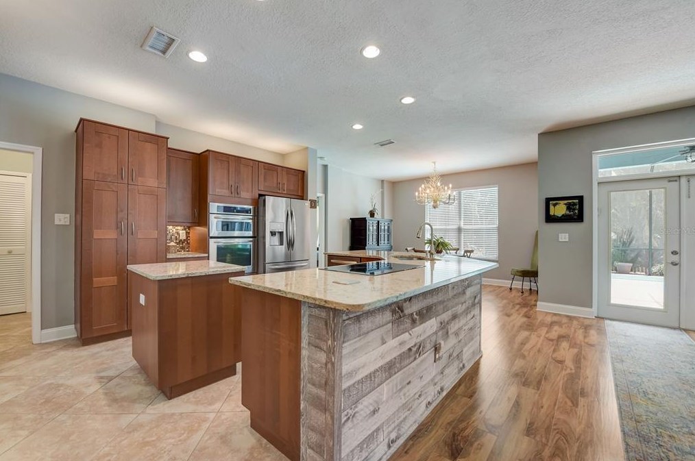 5119 44th St, Bradenton FL  34210-2972 exterior