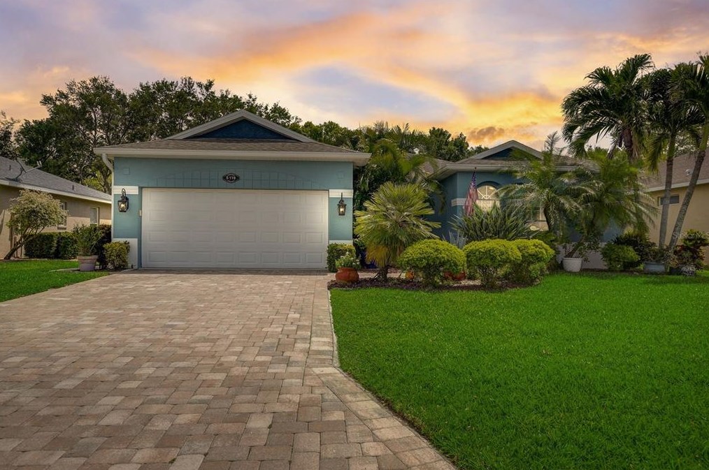 5119 44th St, Bradenton FL  34210-2972 exterior