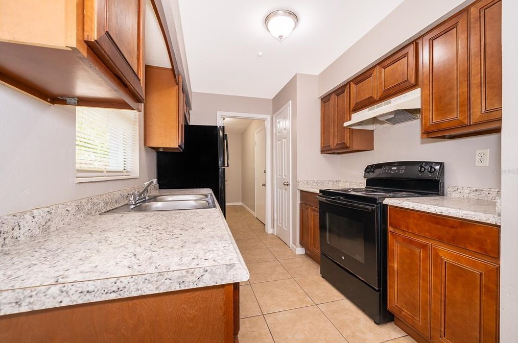 2219 Hartwell Ave, Sanford FL  32771-4255 exterior