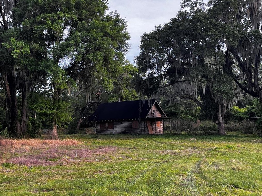 7384 Se 55th Way, Center Hill, FL 33514