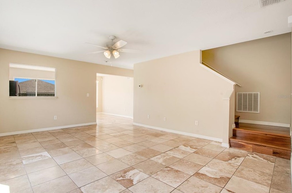 24904 Siena Dr, Lutz, FL 33559