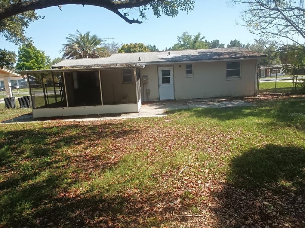 14610 38th Terrace Rd, Ocala FL  34473-6425 exterior