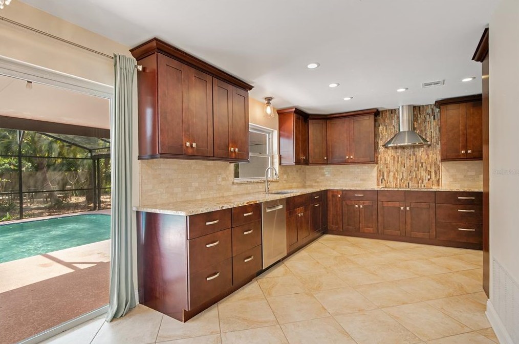 2346 Worthington Rd, Maitland, FL 32751
