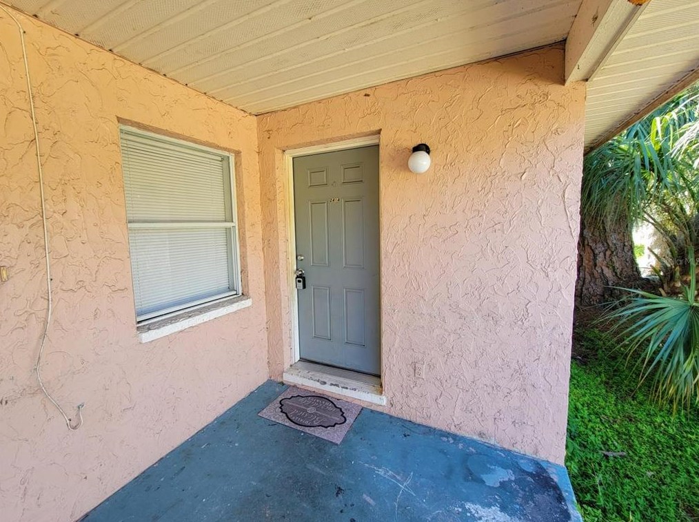 2414 Chestnut Woods Dr, Lakeland, FL 33815