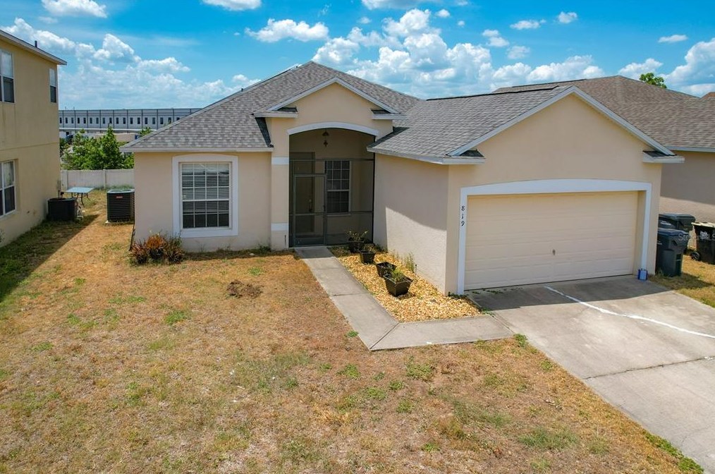 819 Knollwood Dr, Davenport, FL 33837-3703