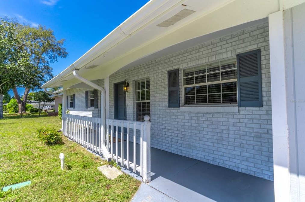 66 Lantana Dr, De Bary, FL 32713