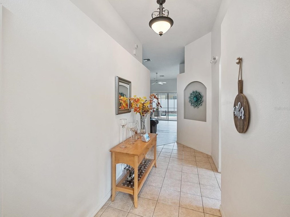 152 Plumoso Loop, Davenport, FL 33897