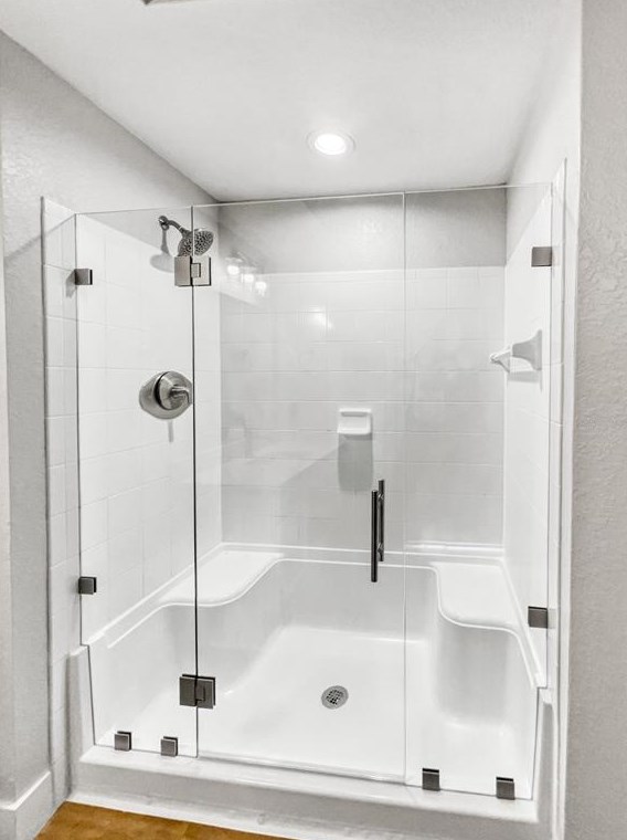 5125 Palm Springs Blvd, Tampa FL  11105-5020 exterior