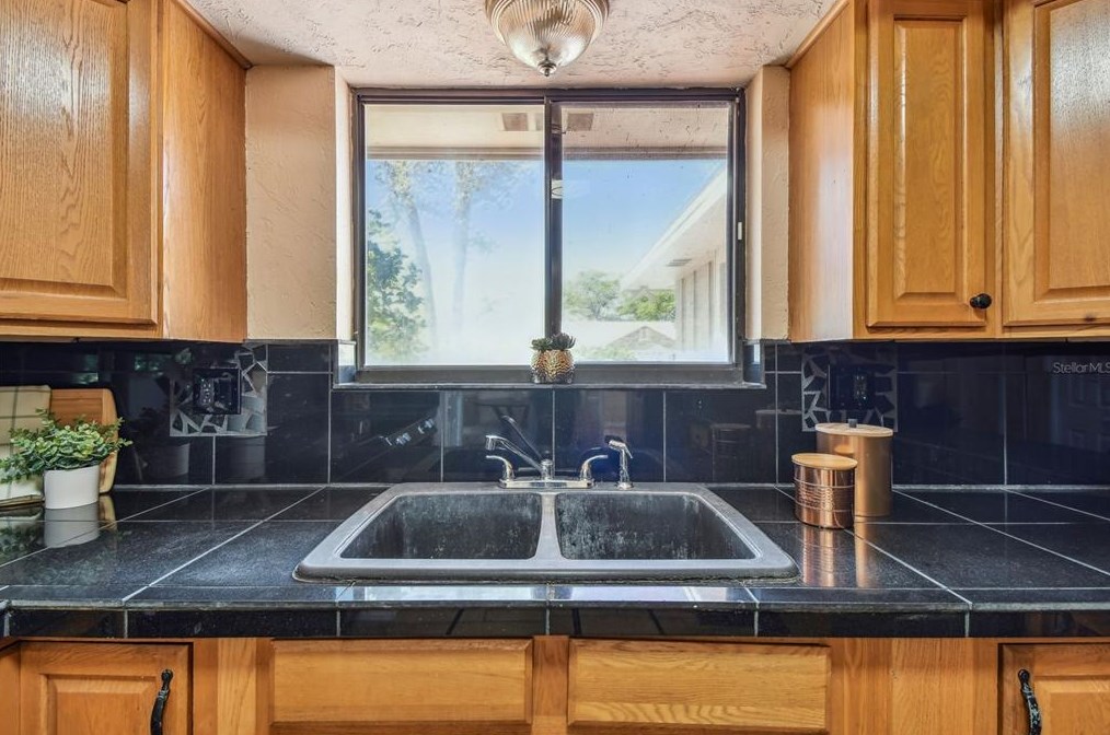 811 River Oak Dr, Ormond Beach FL  32174-4639 exterior
