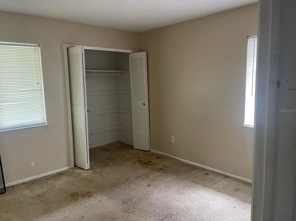 323 Shadow Oak Dr, Casselberry, FL 32707-4019