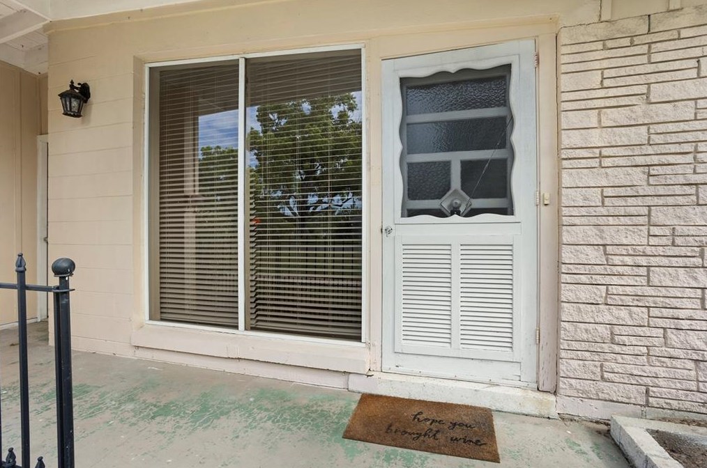 2891 Roxbury Rd, Winter Park, FL 32789-3328