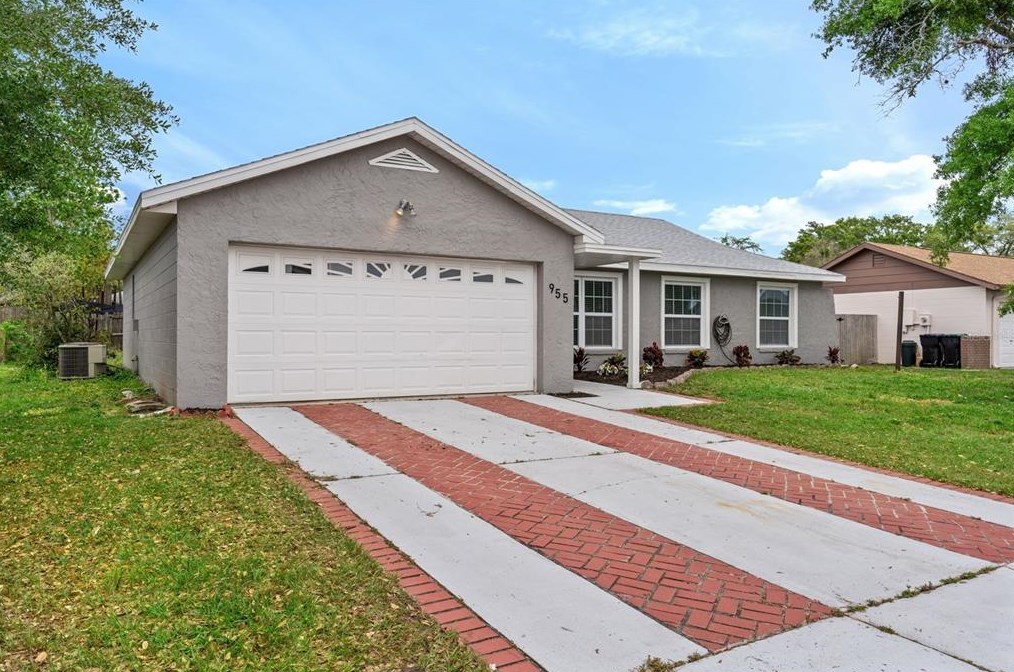 955 Arizona Woods Ln, Orlando, FL 32824-8807