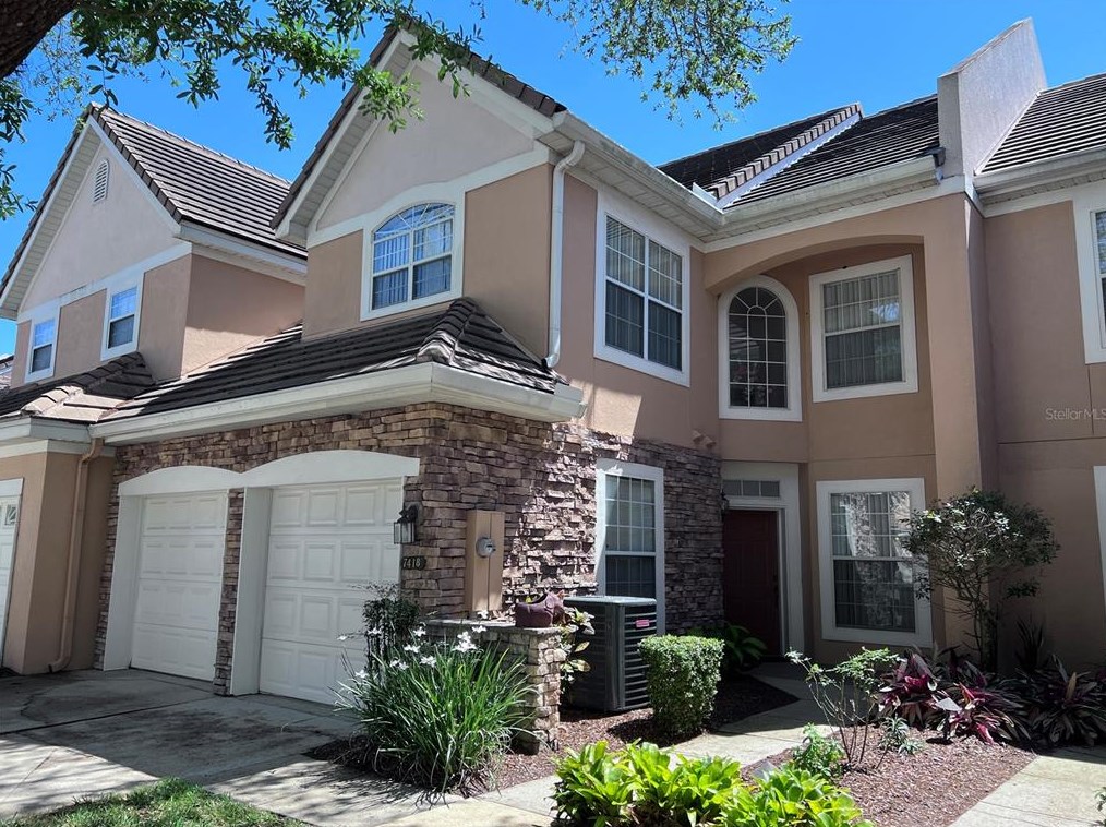 7418 Green Tree Dr, Orlando, FL 32819-5505