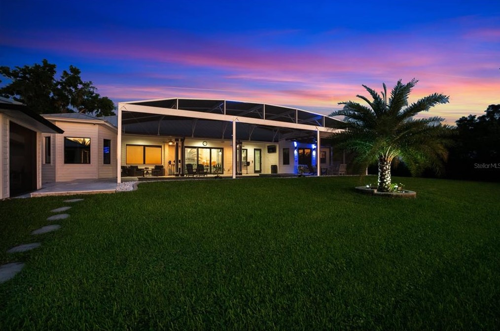 2203 Hoffner Ave, Orlando FL  32809-3533 exterior