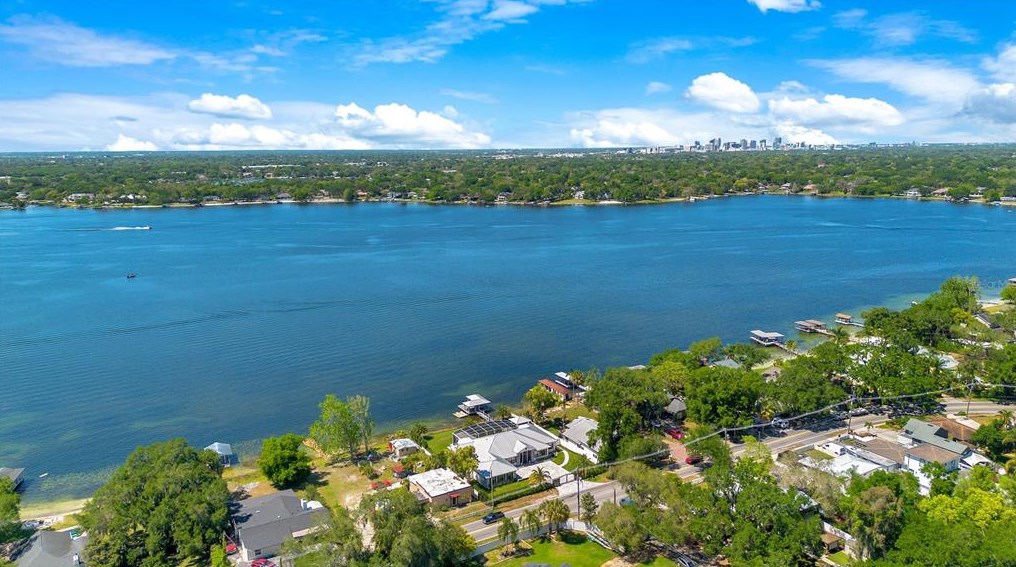 2203 Hoffner Ave, Orlando FL  32809-3533 exterior