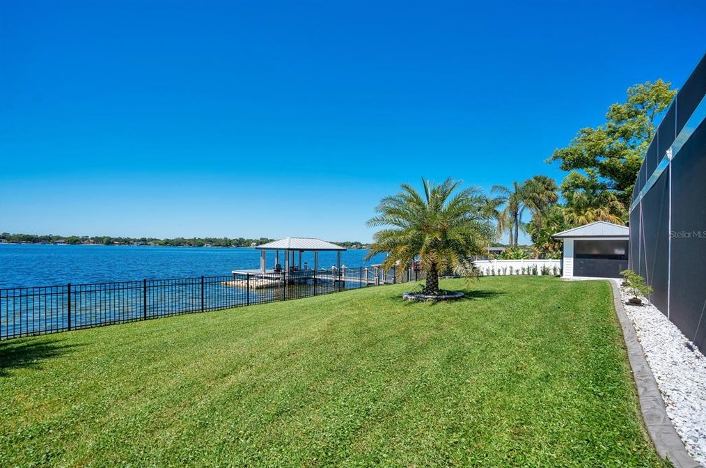 2203 Hoffner Ave, Orlando FL  32809-3533 exterior