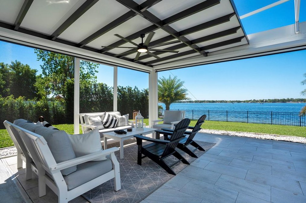 2203 Hoffner Ave, Orlando FL  32809-3533 exterior