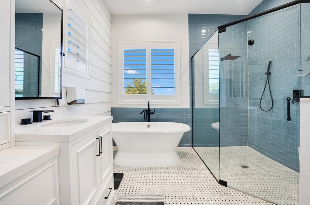 2203 Hoffner Ave, Orlando FL  32809-3533 exterior