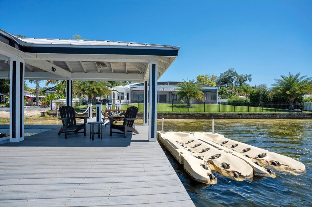 2203 Hoffner Ave, Orlando FL  32809-3533 exterior