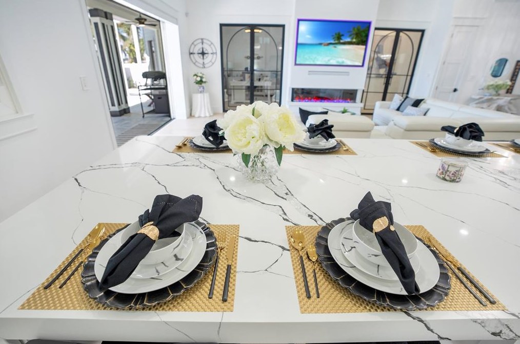 2203 Hoffner Ave, Orlando FL  32809-3533 exterior