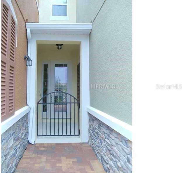 9333 Cherry Palm Ln, Orlando, FL 32832-5669