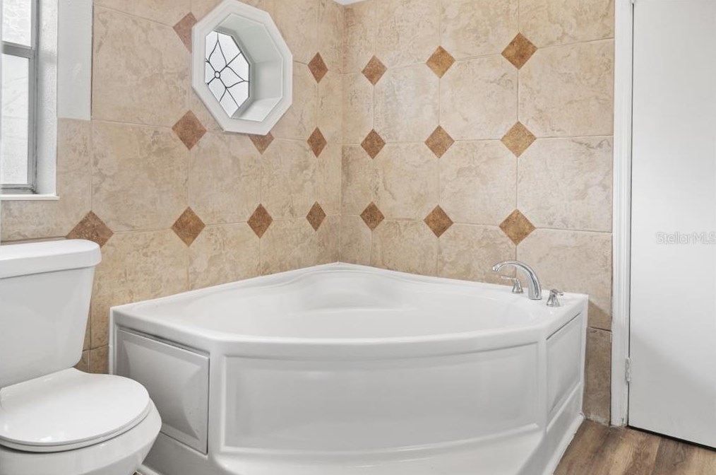 1136 Dara Cay Dr, Kissimmee FL 34741-6714 exterior