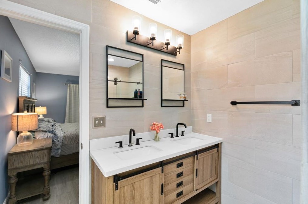 101 Magnolia Oak Dr, Longwood FL  32779-2432 exterior