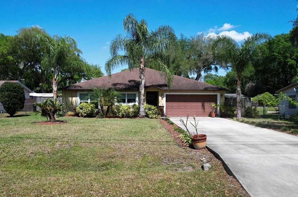 1111 Largo Dr, Orlando, FL 32839-2814