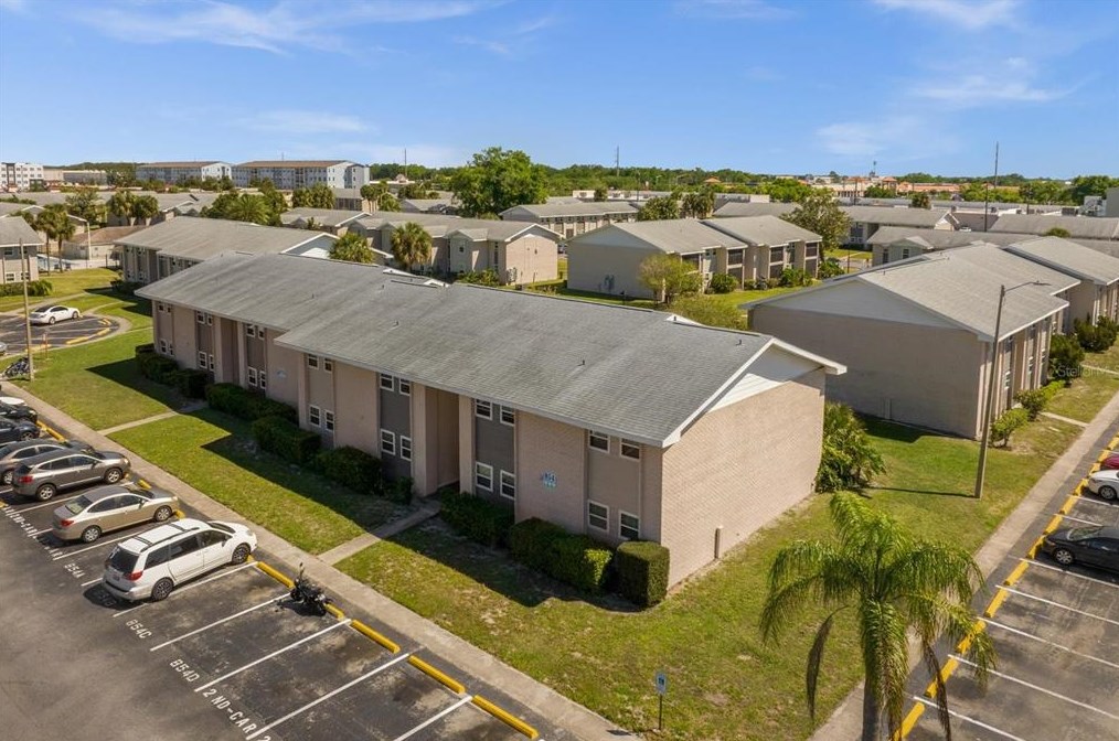 854 Sky Lake Cir, Orlando, FL 32809-7134