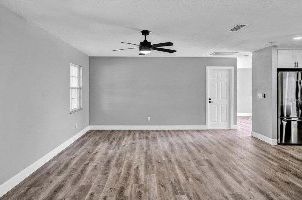 320 Hermitage Dr, Altamonte Springs, FL 32701