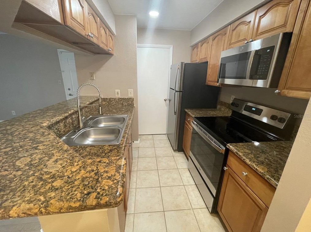236 Afton Sq Unit 106, Altamonte Springs, FL 32714