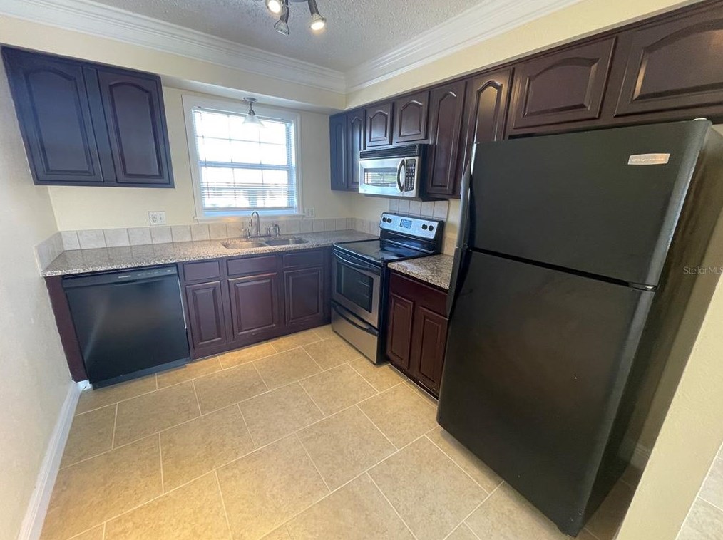 1400 Eudora Rd #b18, Mount Dora, FL 32757