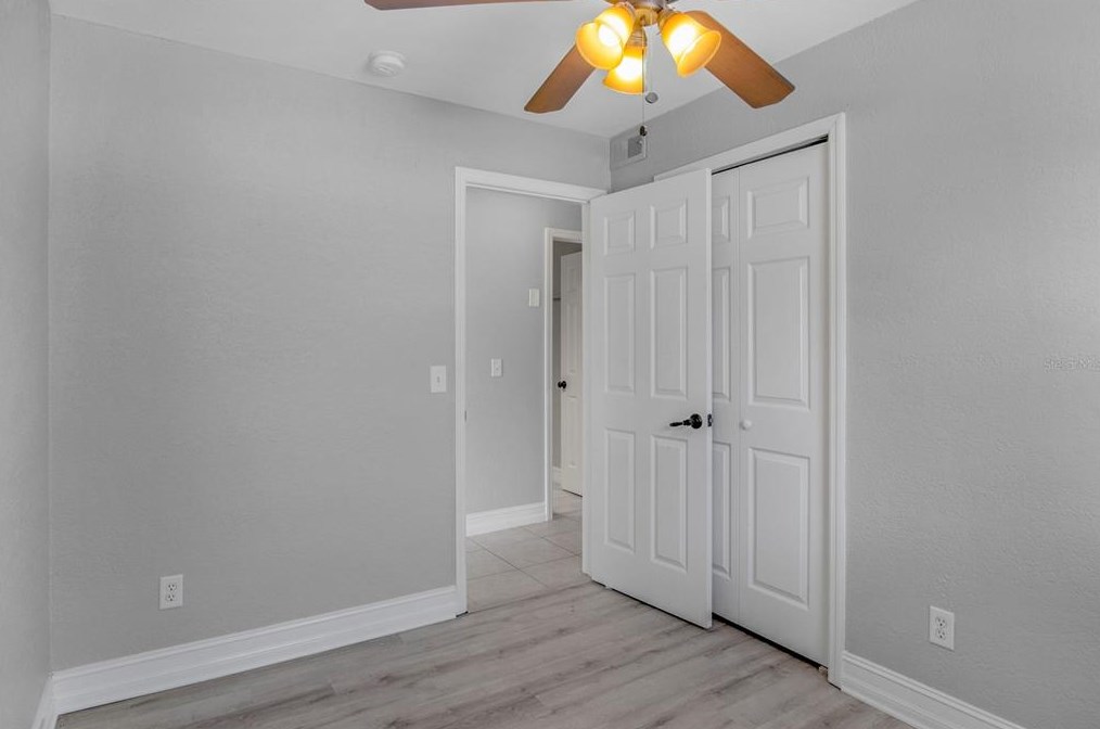 825 Pearl Dr, Mount Dora FL  32757-4611 exterior