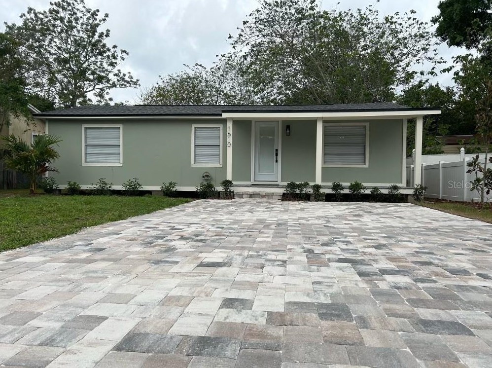 1610 Regan Ave, Orlando, FL 32807-8319