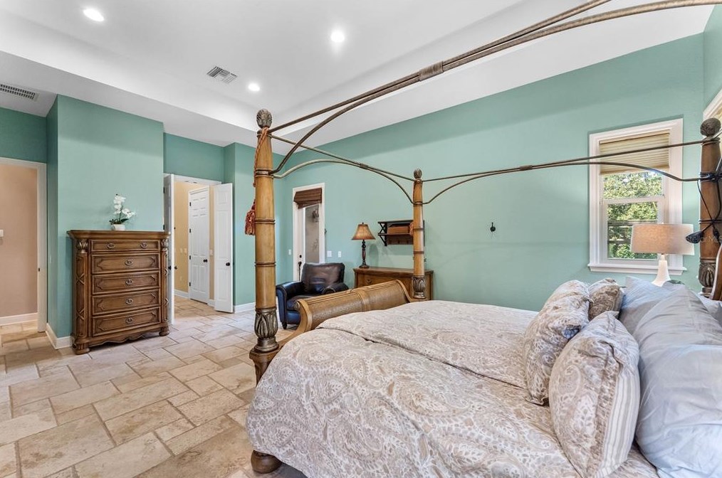 2240 Springs Landing Blvd, Longwood FL  32779-3720 exterior