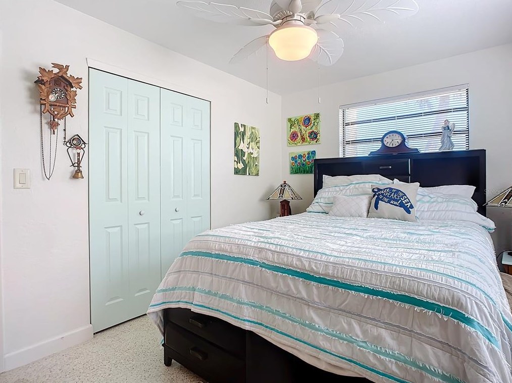 18 Ocean Crst Dr, Ormond Beach FL  32176-3116 exterior