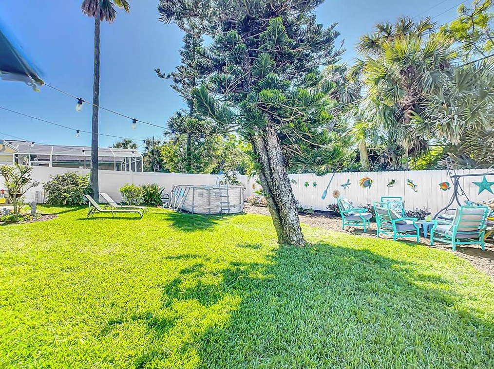 18 Ocean Crst Dr, Ormond Beach FL  32176-3116 exterior