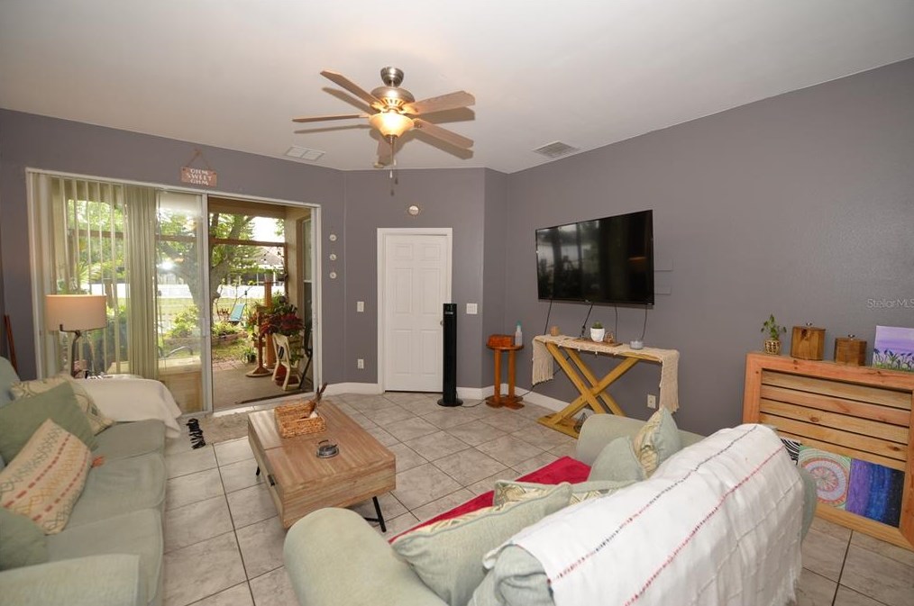 14668 Huntcliff Park Way, Orlando, FL 32824-5676