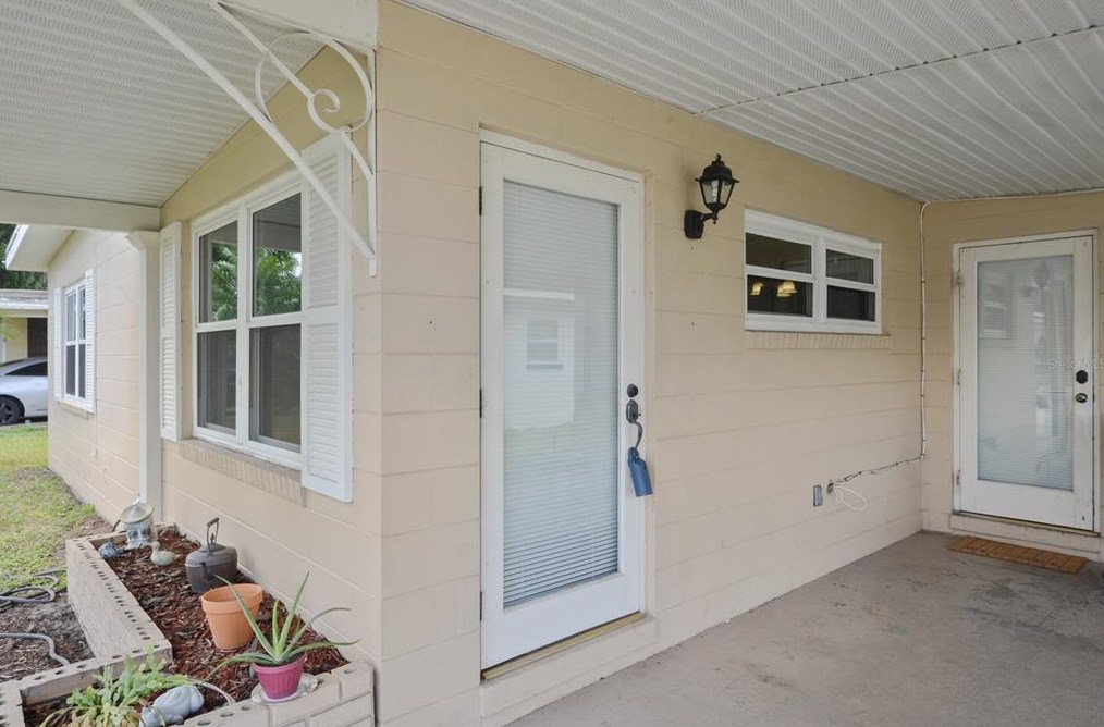 4032 Montrose Ct, Orlando FL 32812-7309 exterior