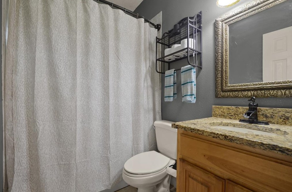 4032 Montrose Ct, Orlando FL 32812-7309 exterior