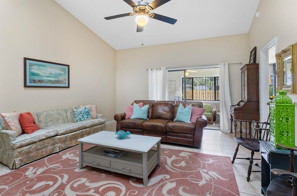 2439 Grand Teton Cir, Winter Park, FL 32792-1166