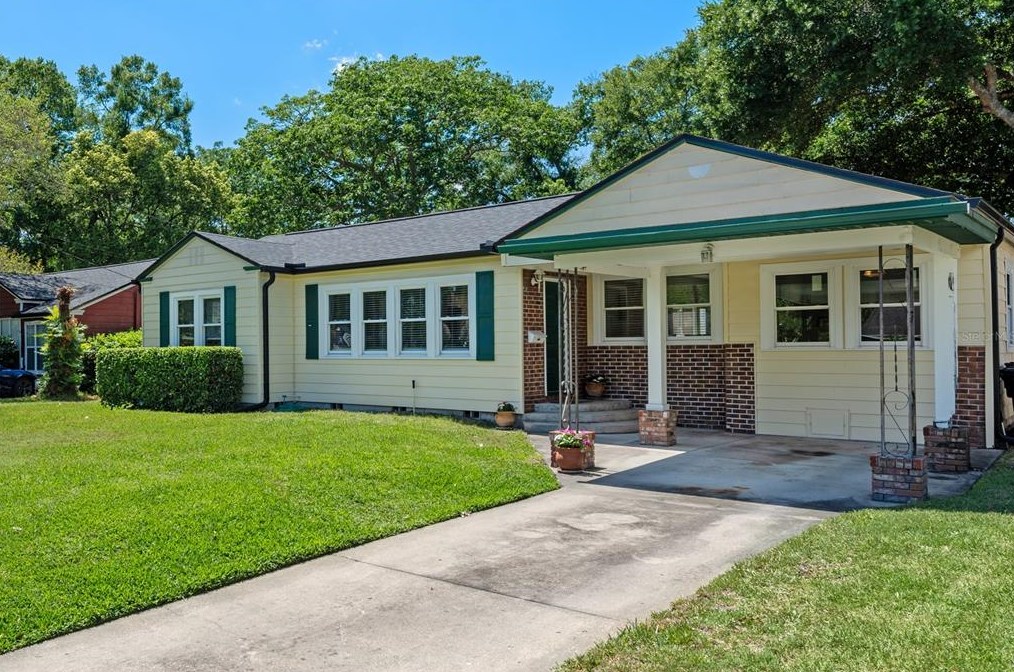 920 Palm Dr, Orlando, FL 32803-3654