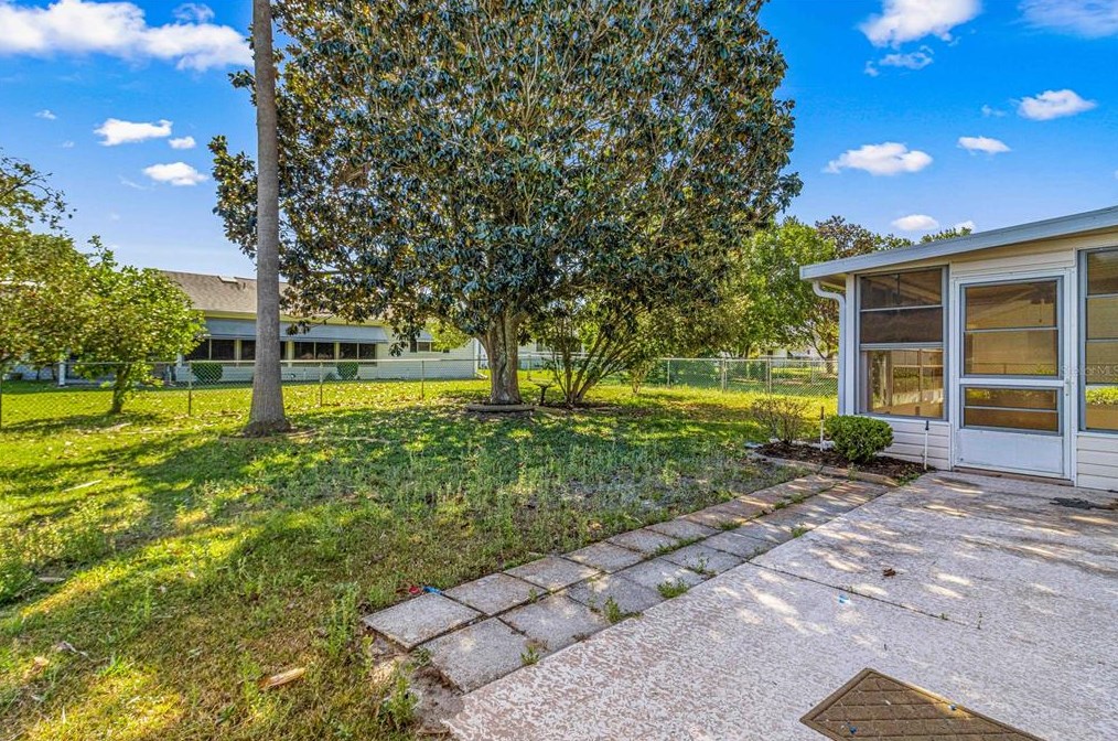 17509 96 Ct, Summerfield FL  34491-6432 exterior