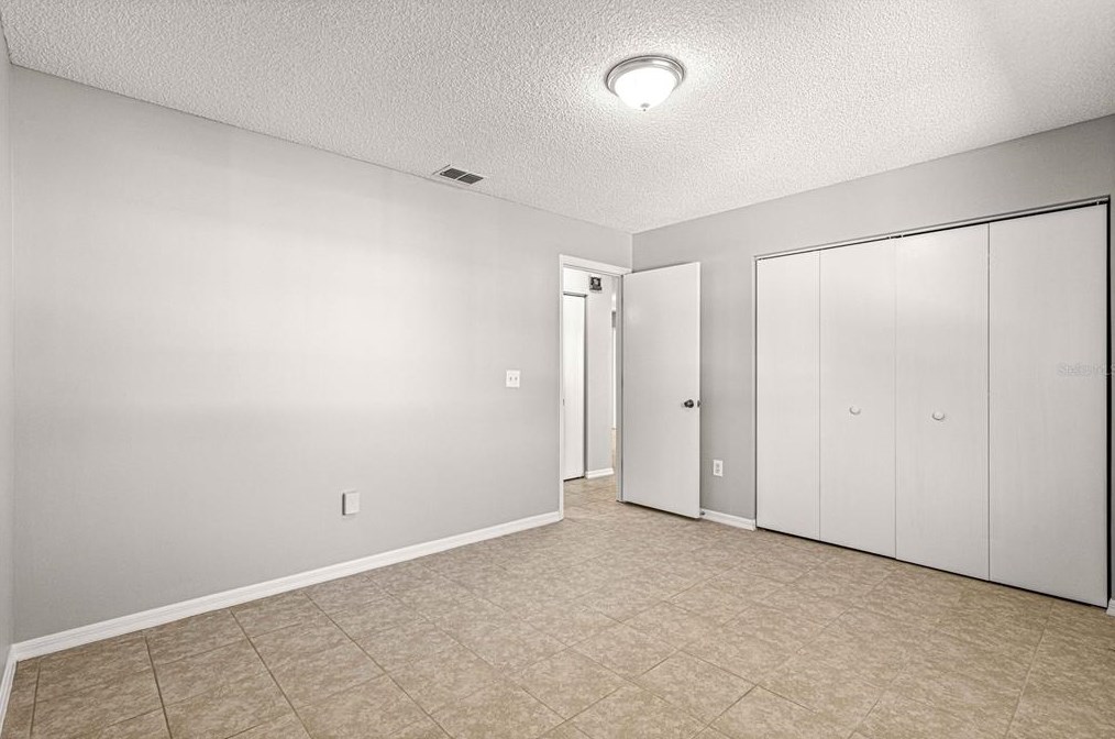 17509 96 Ct, Summerfield FL  34491-6432 exterior