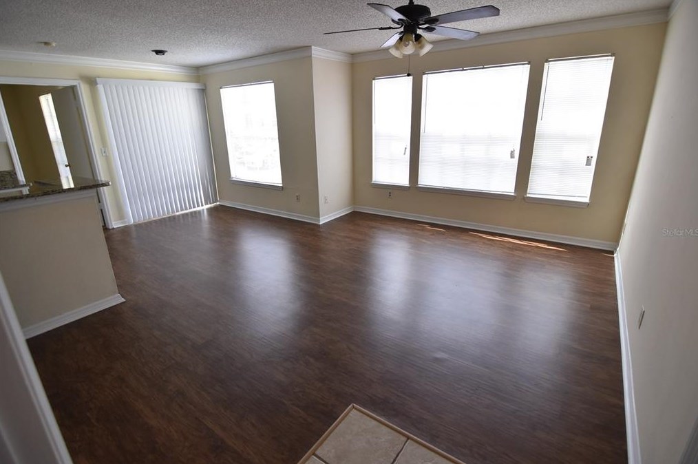 1079 S Hiawassee Rd #1111, Orlando, FL 32835