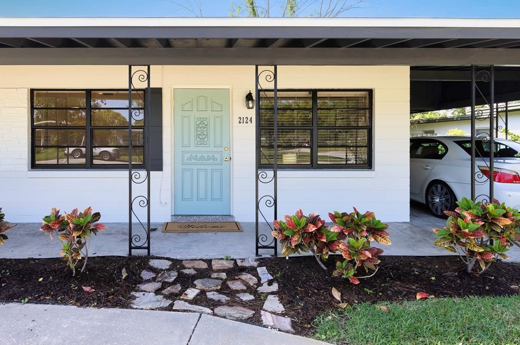 2124 Ridge Dr, Winter Park, FL 32792-1832