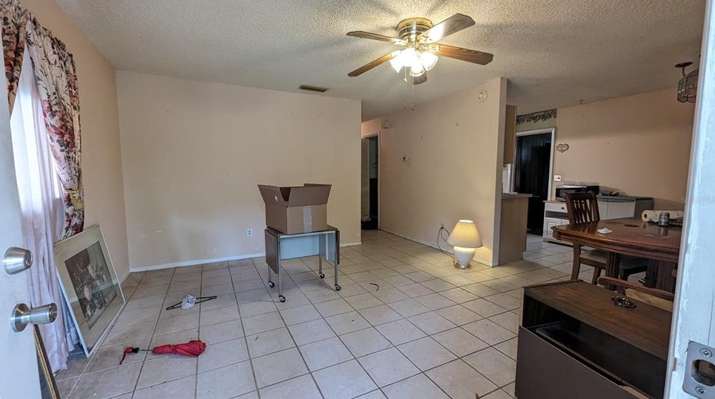 2445 Sanford Ave, Sanford, FL 32771-4449