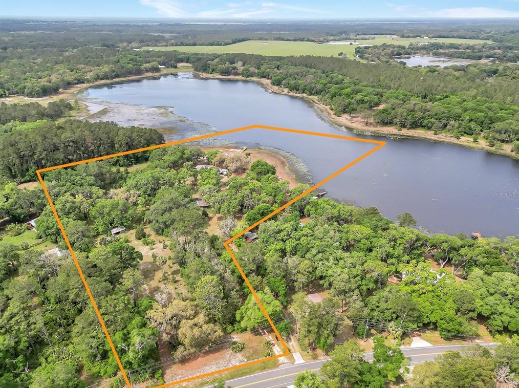 7216 Se 180th Avenue Rd, Ocklawaha, FL 32179